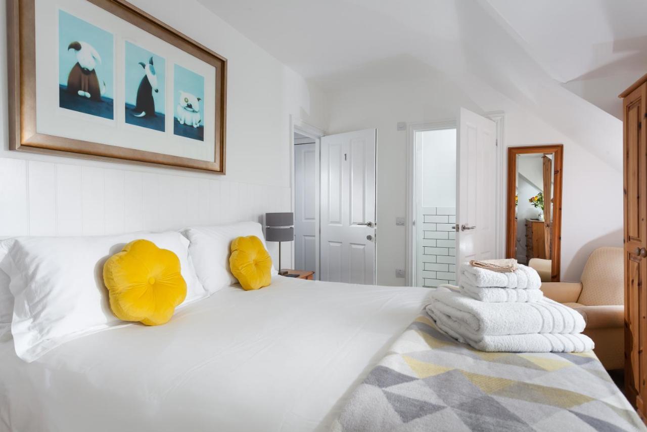 Deluxe Double or Twin Room Sea View