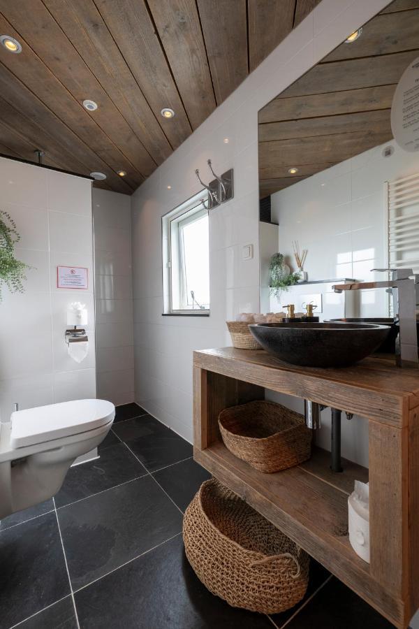 Small Single Room,1260254605:JPEG