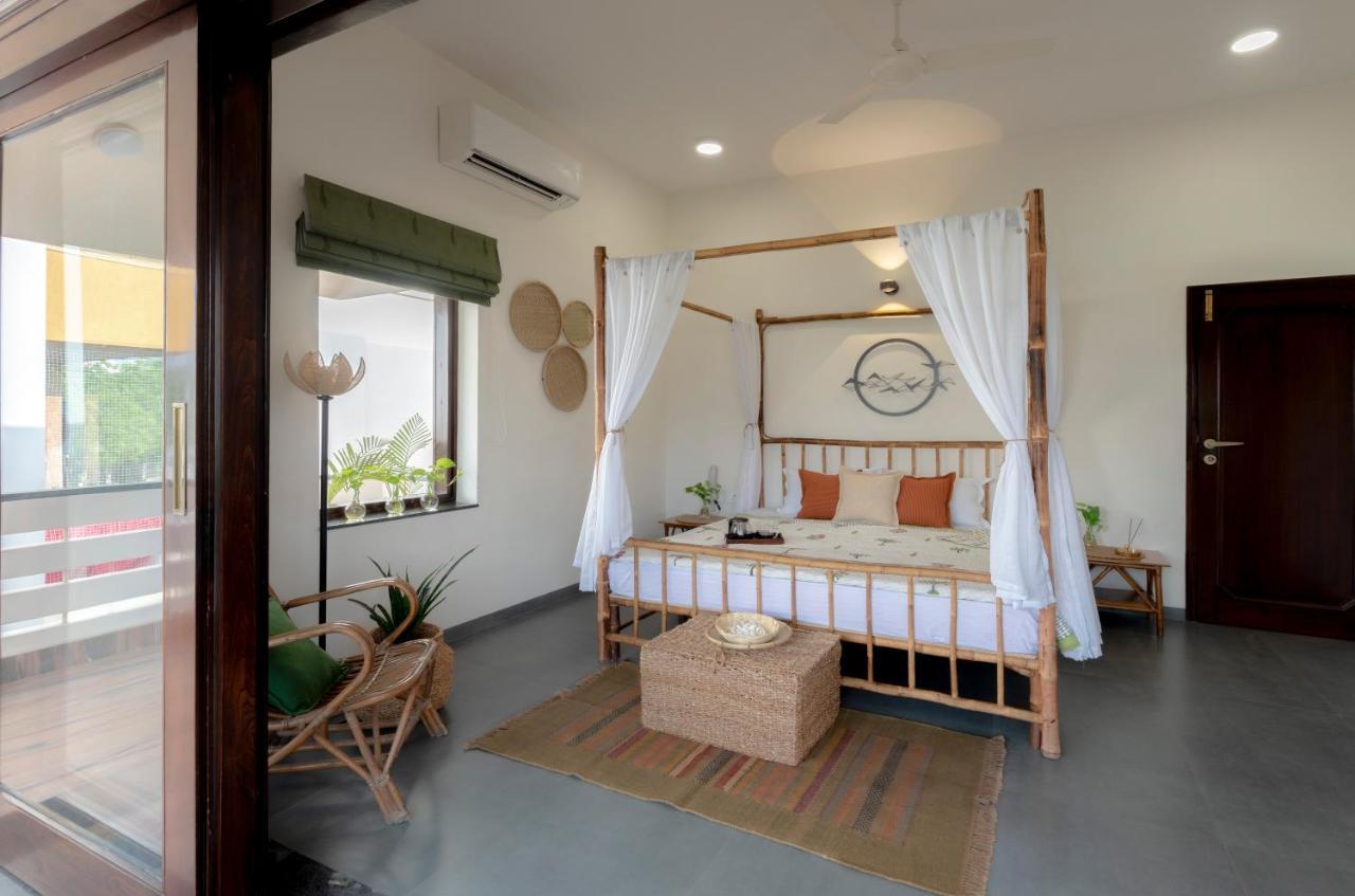 Deluxe Double Room with Balcony,1309526251:JPEG