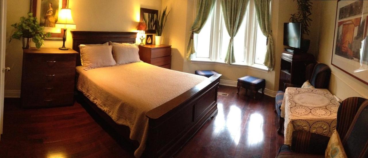Deluxe Queen Room,1588466722:JPEG