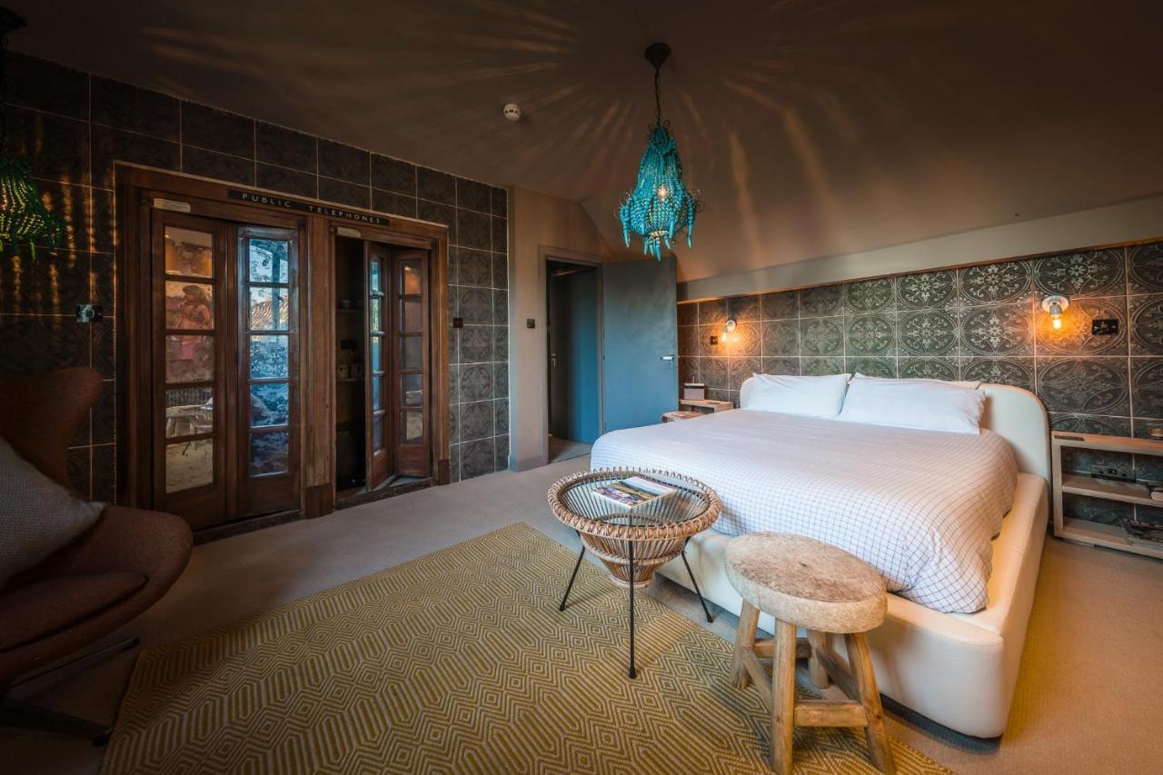 Deluxe Double Room with Bath,1383263240:JPEG