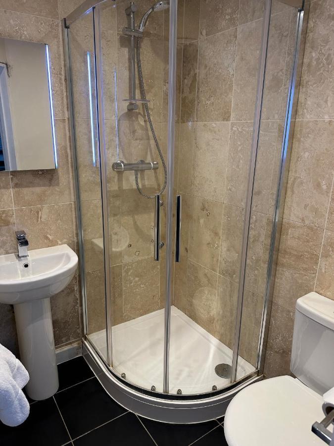 Apartment Shower