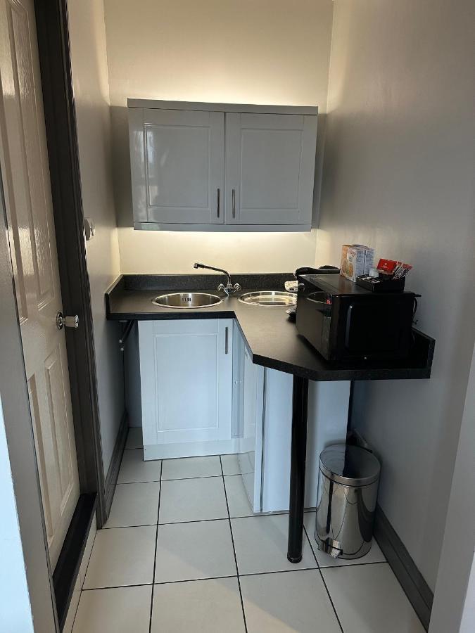 Double Room Private Bathroom