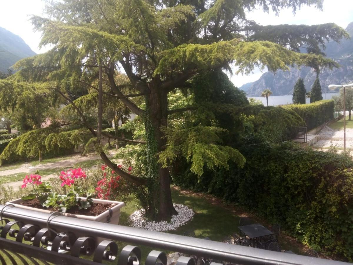 Deluxe Double or Twin Room Lake View Balcony