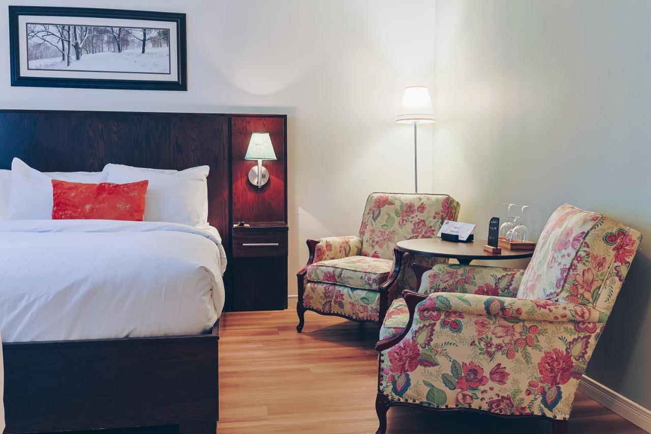 Superior Room,1364429165:JPEG