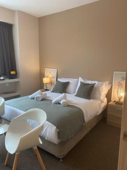 Superior King Room