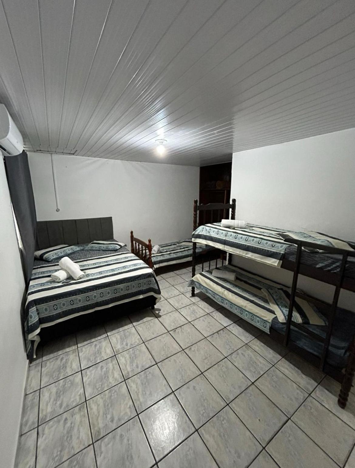 Quarto Família