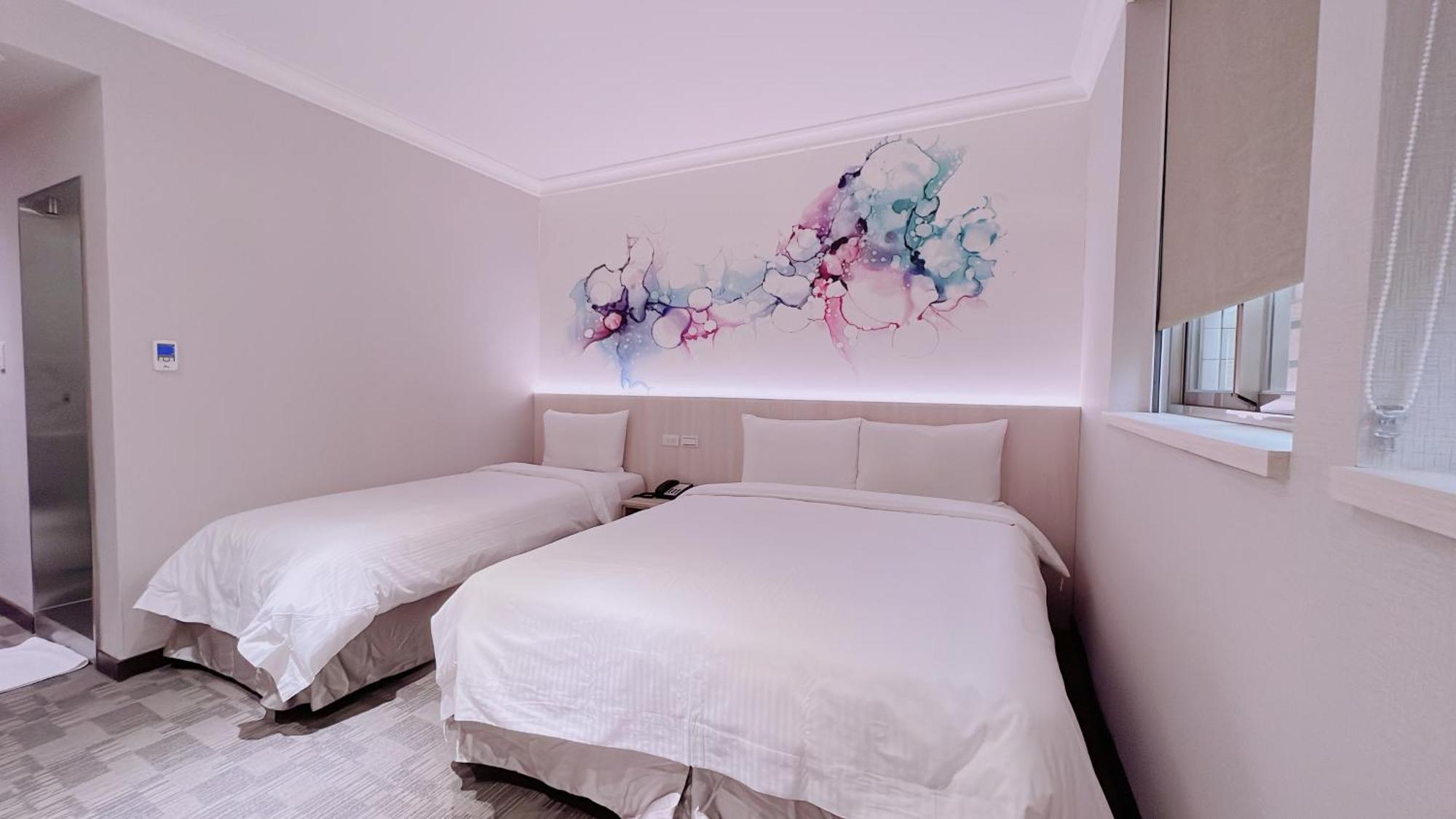Elegant Triple Room,1546090036:JPEG