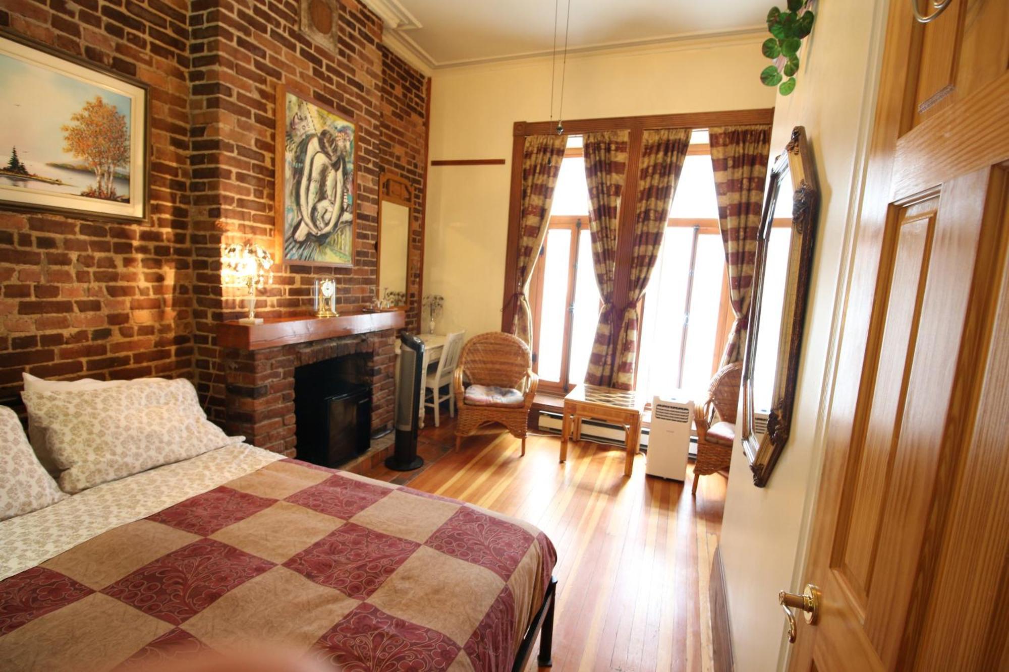 Superior Queen Room