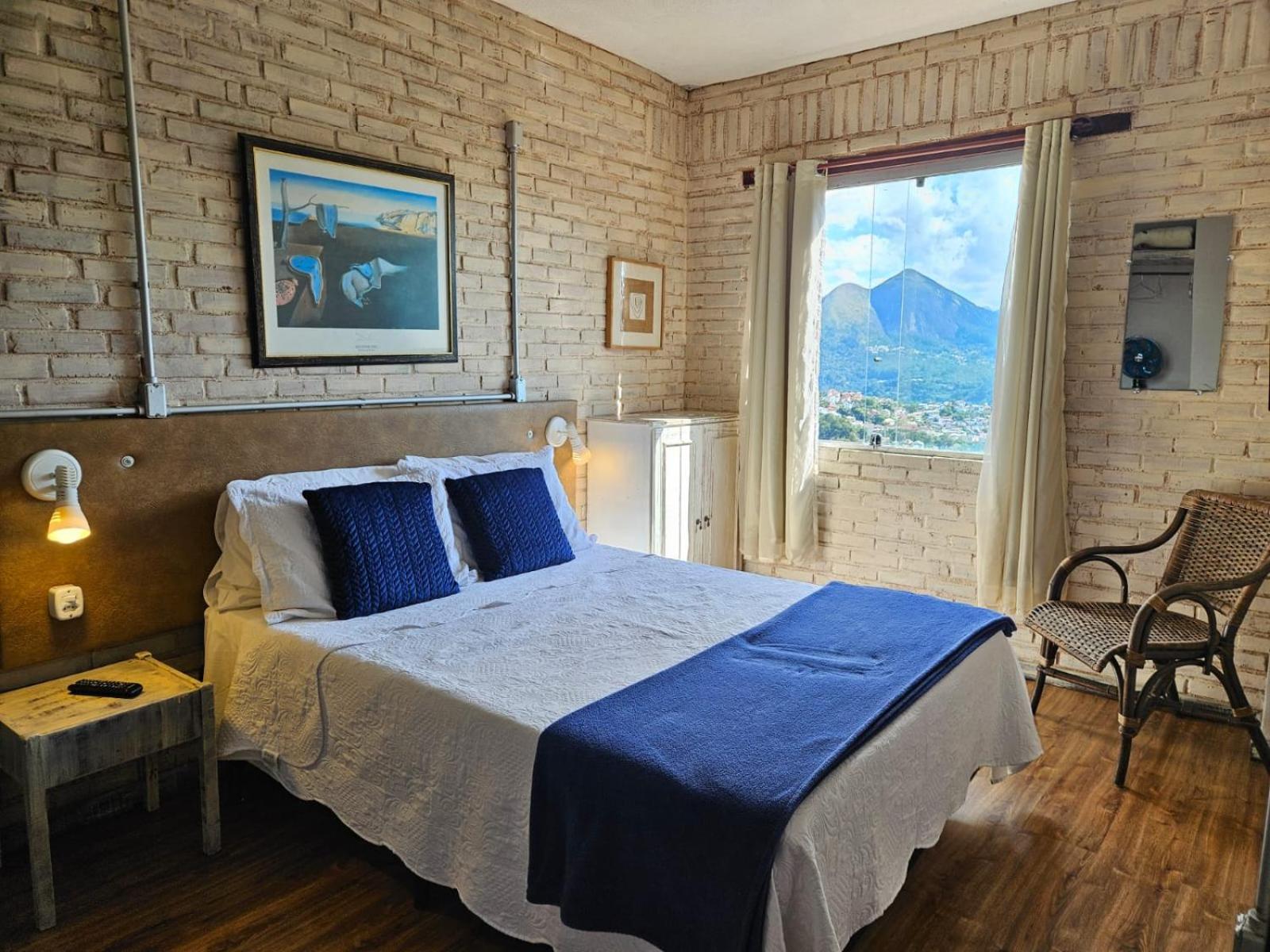 Junior Suite Mountain View