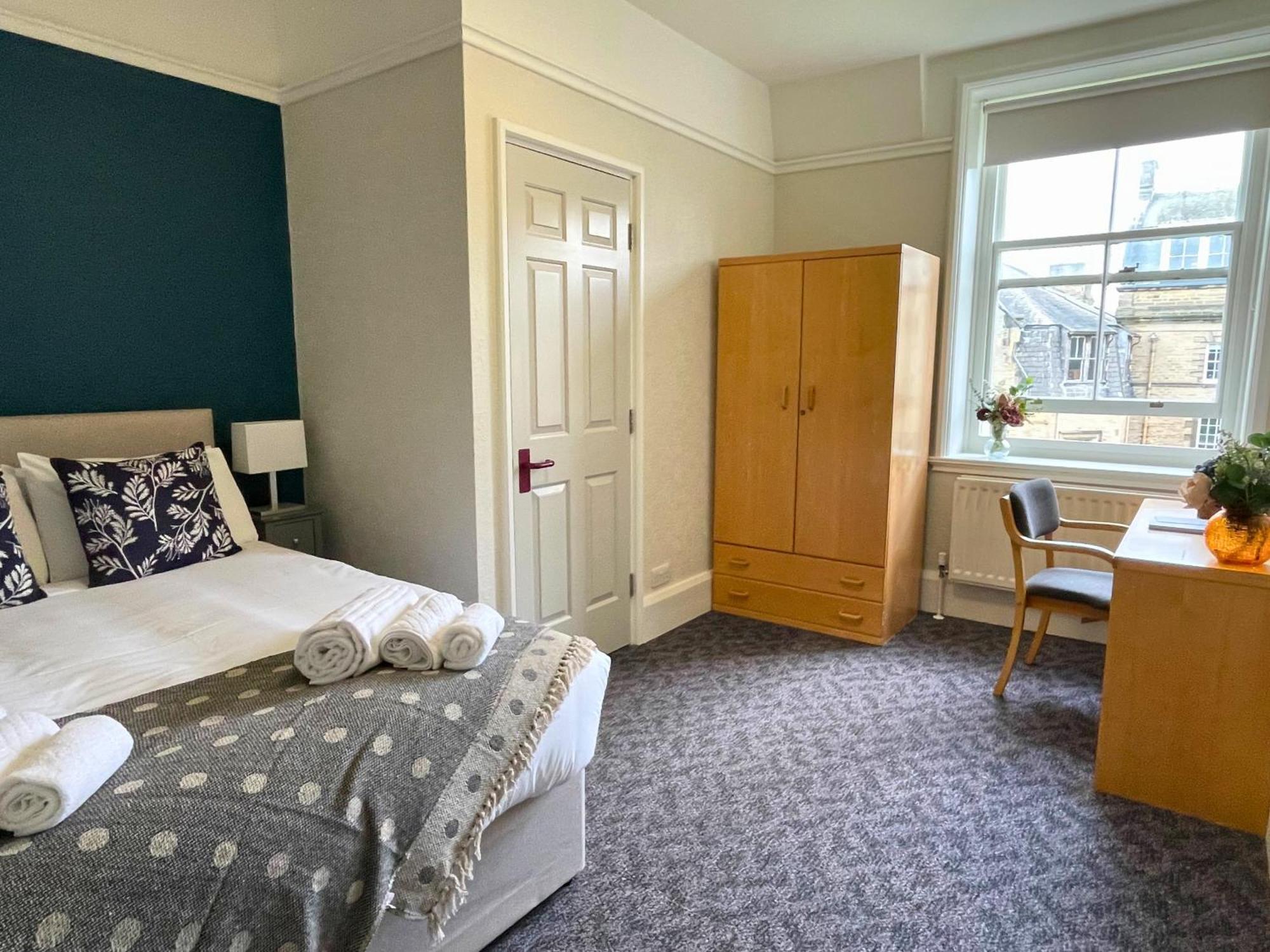 Double Room,1604243553:JPEG