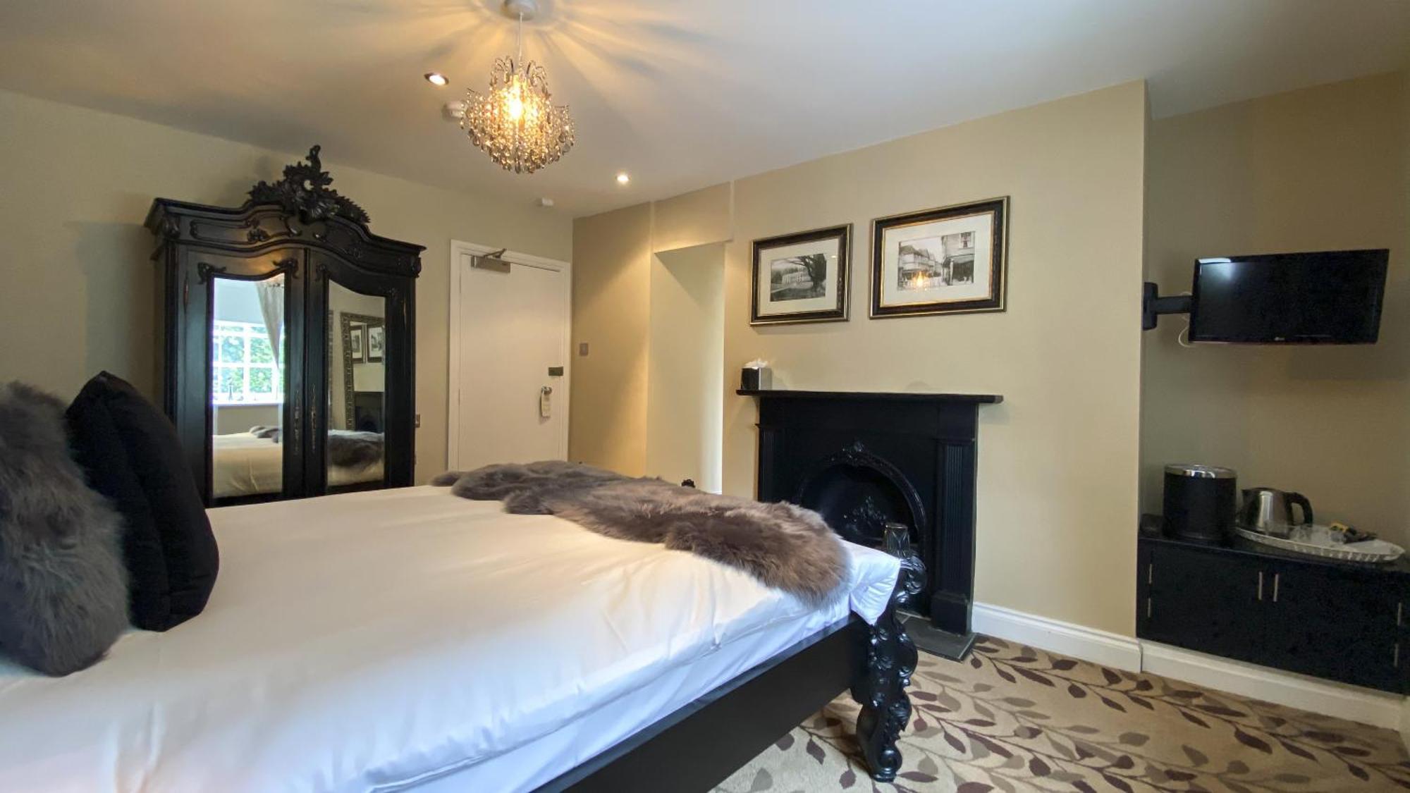 Superior King Room