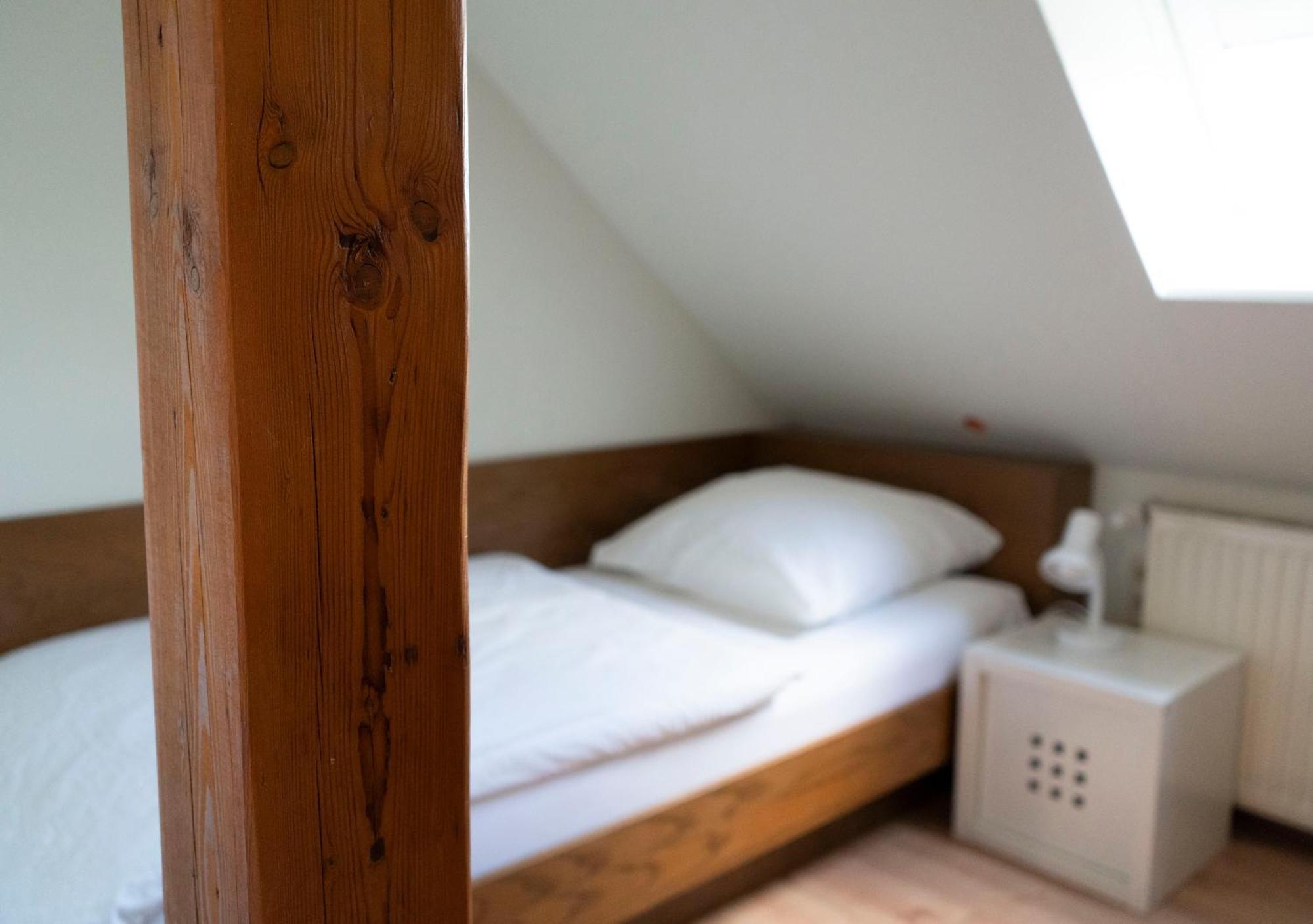 Single Room Private Bathroom