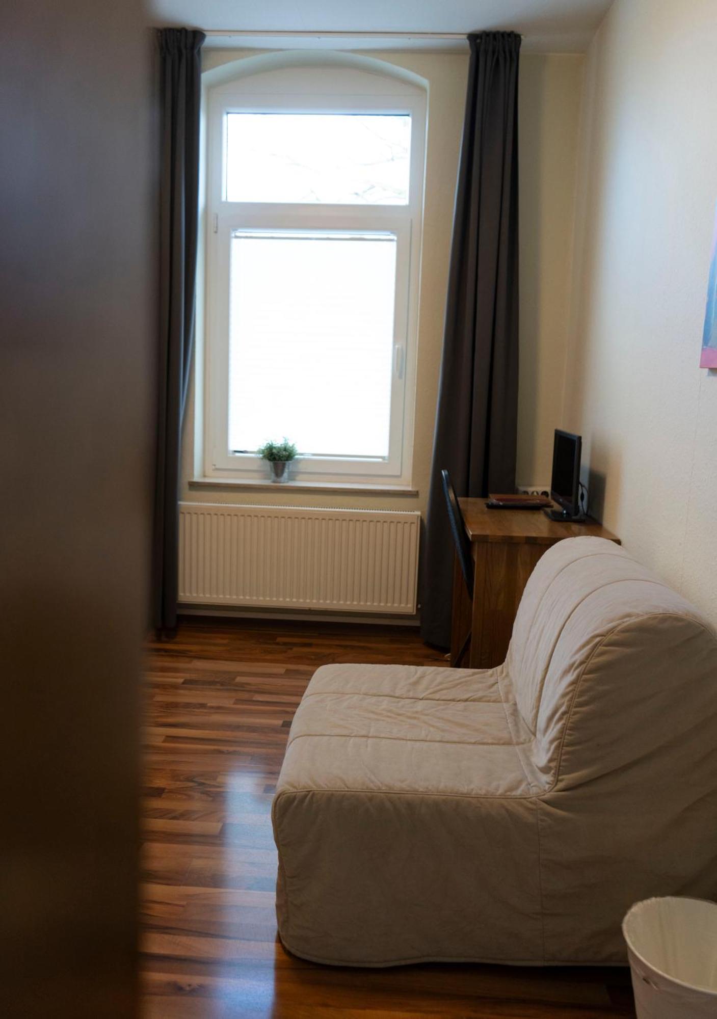 Single Room Bathroom