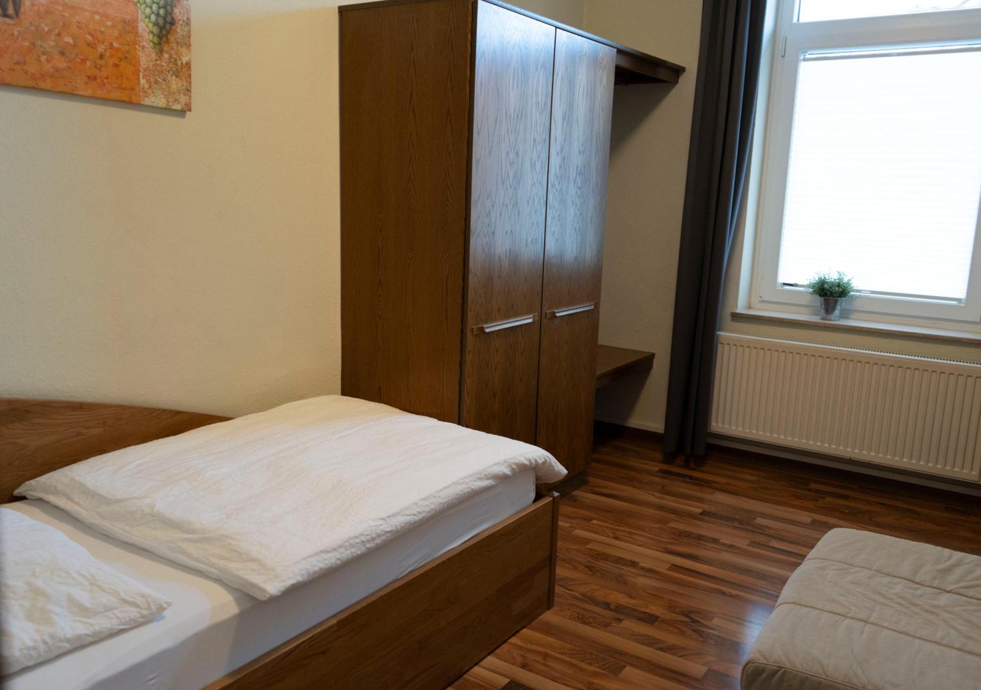Single Room Bathroom