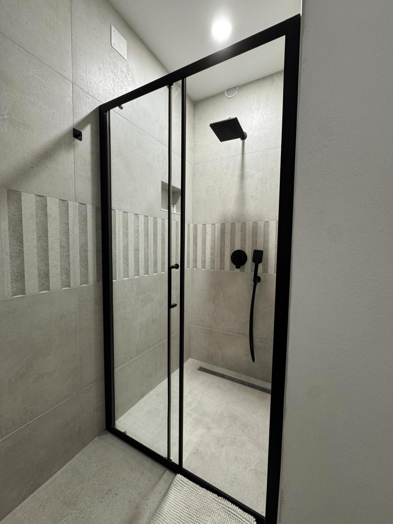 King Room Spa Bath