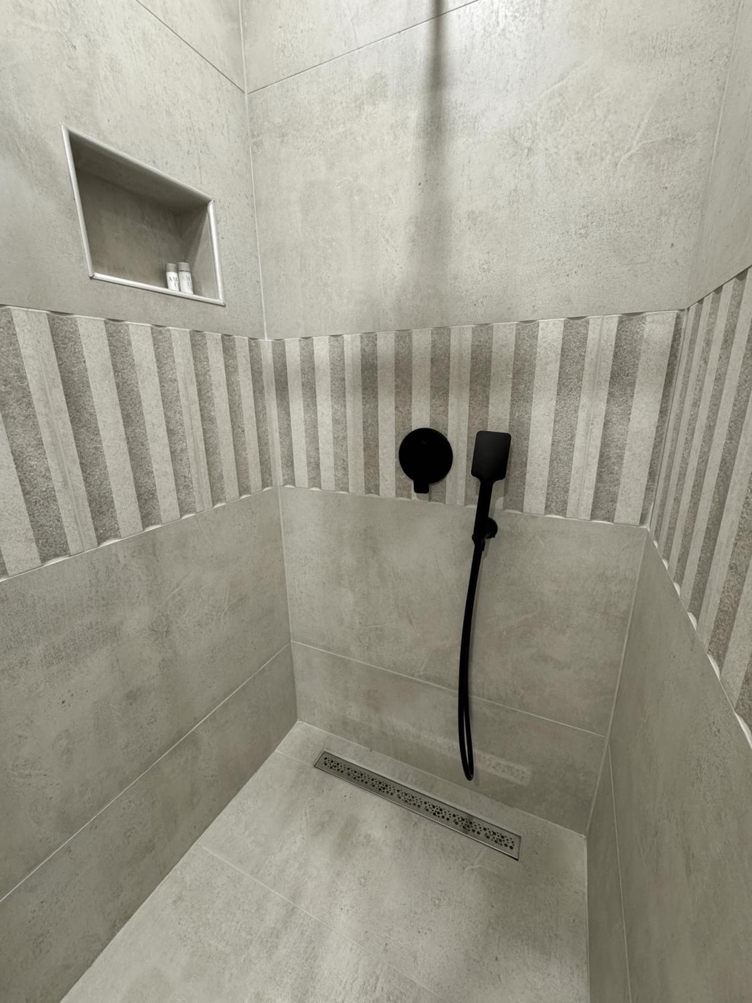 King Room Spa Bath