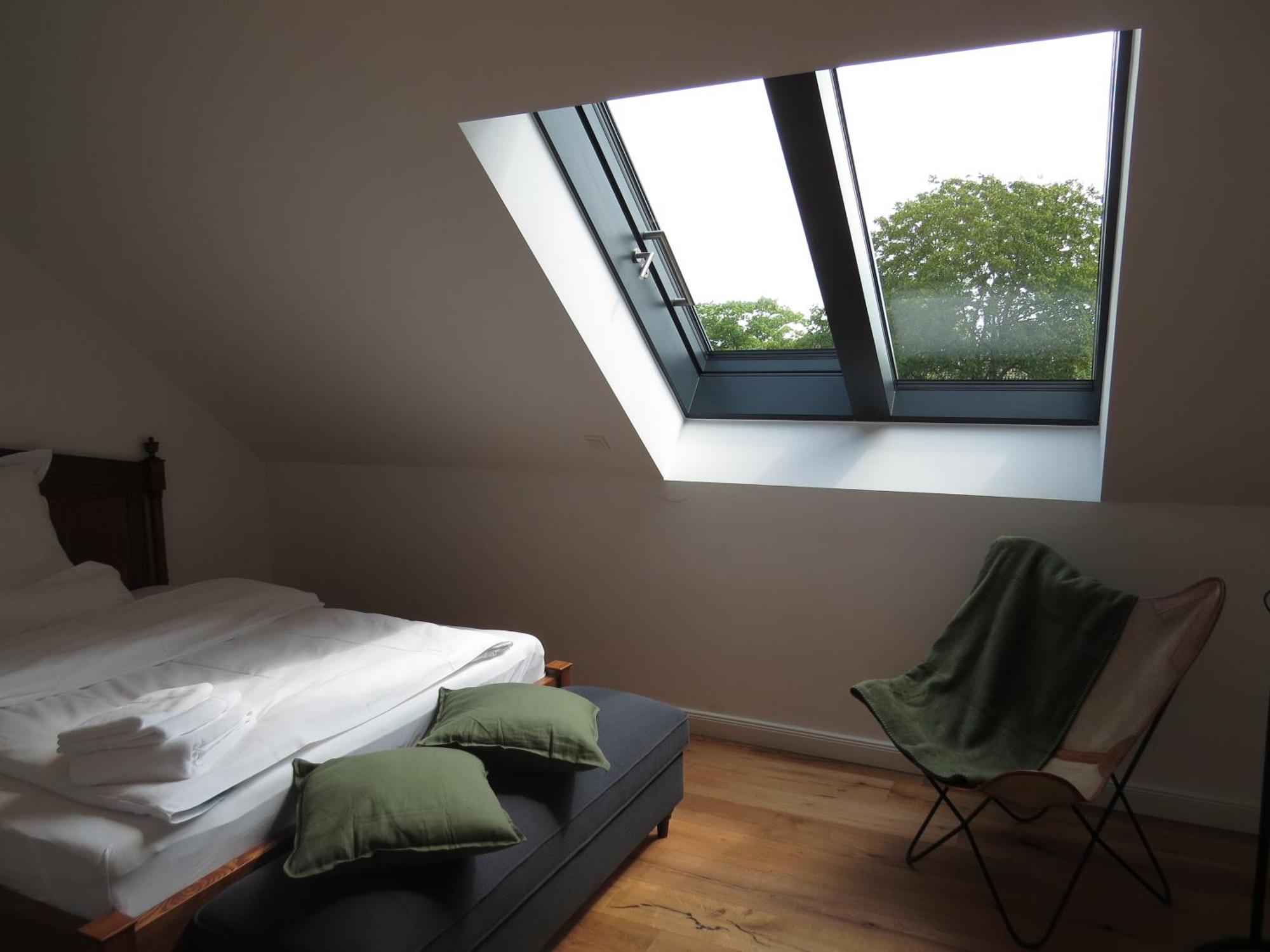 Single Room Garden View