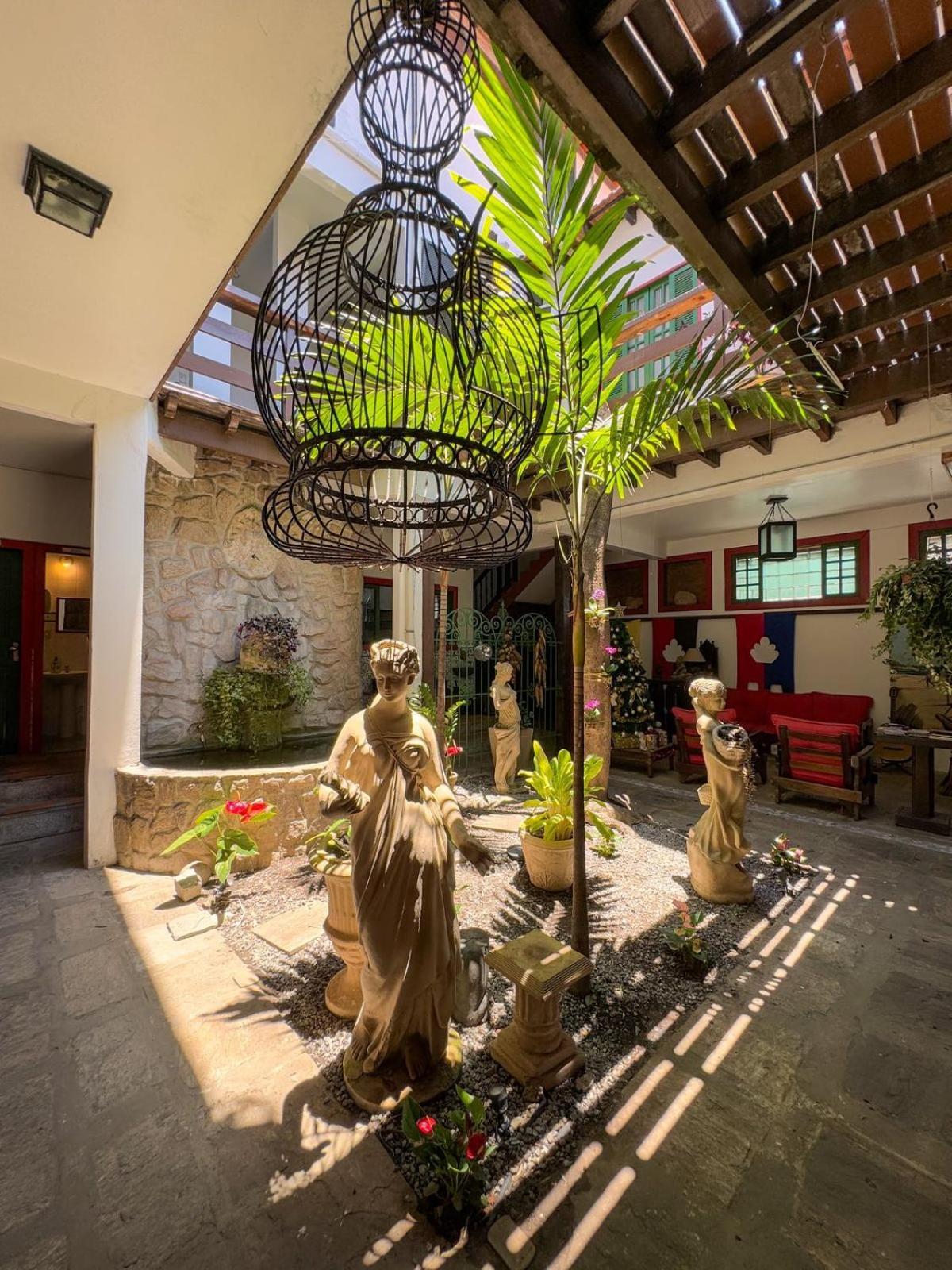 Queen Suite with Spa Bath,1697869429:JPEG