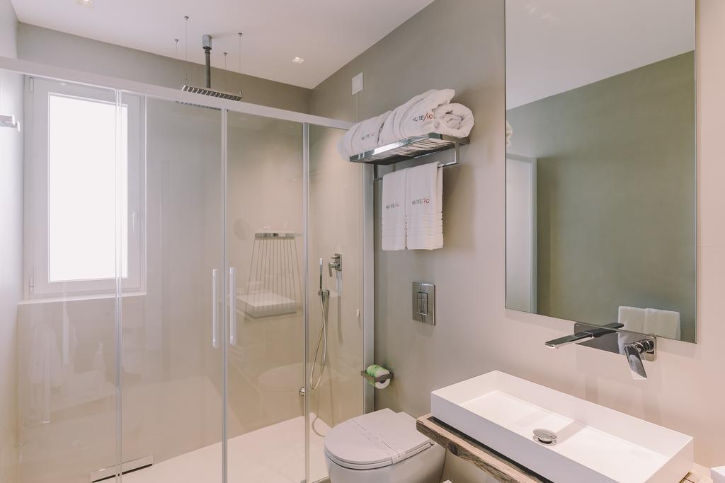 One-Bedroom Suite with Patio