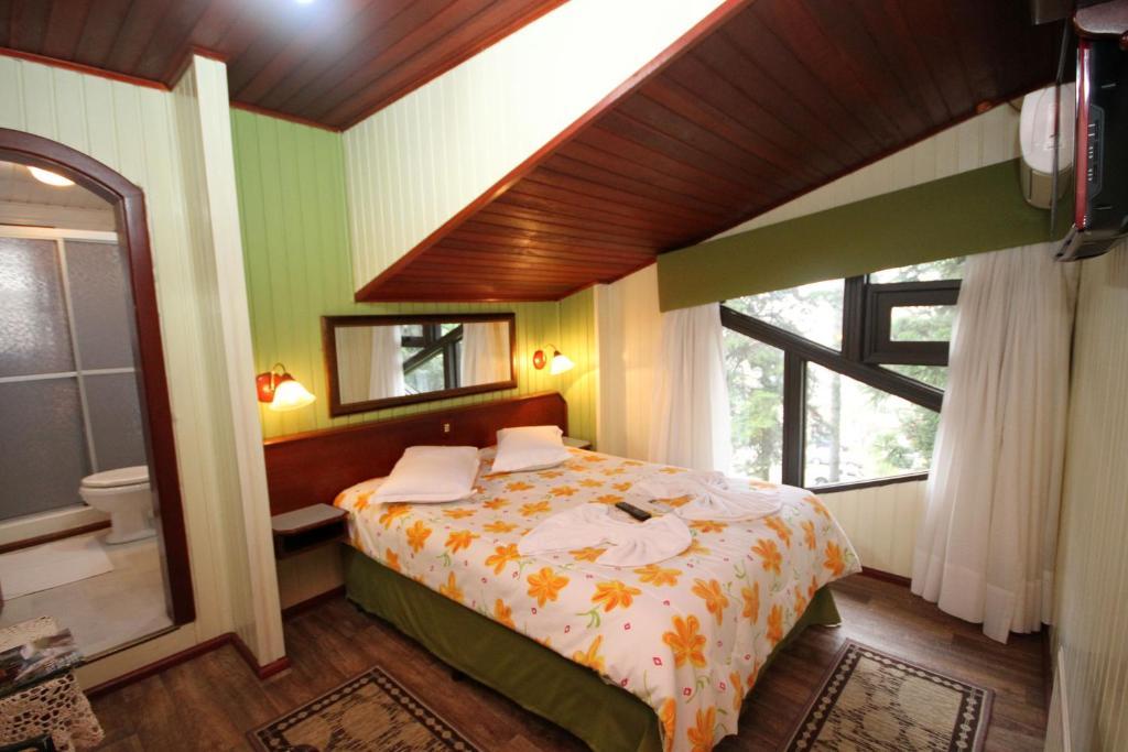 Standard Double Room,416160660:JPEG