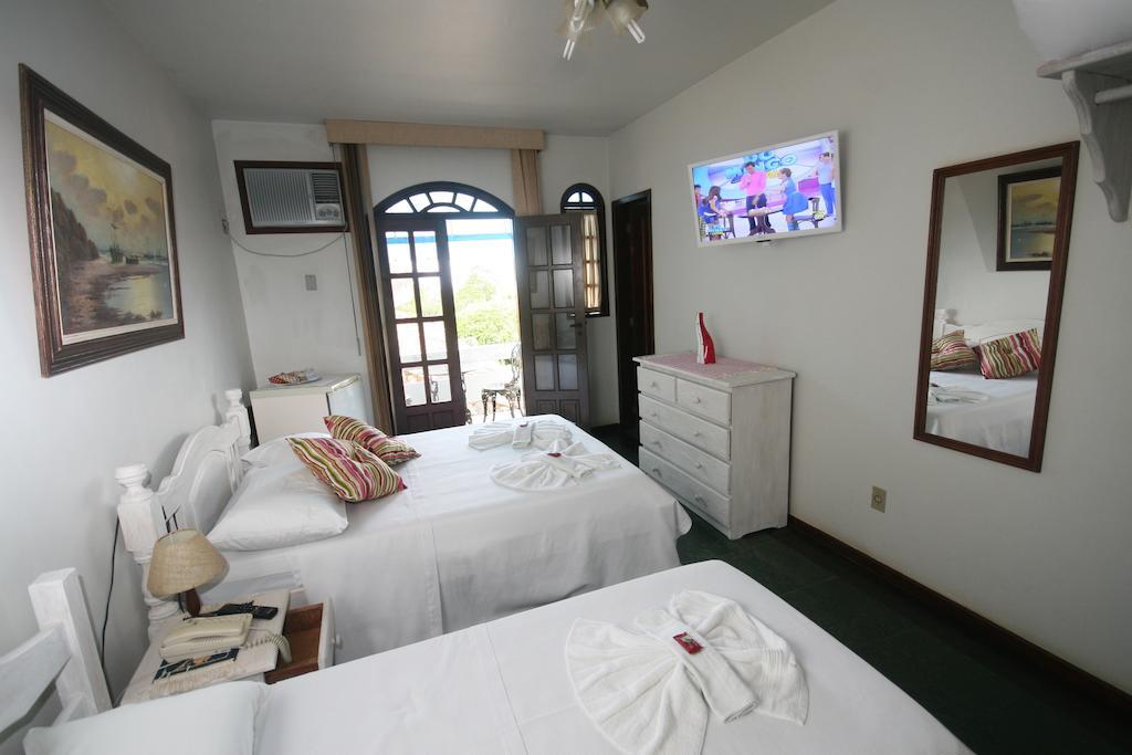 Quarto Triplo com Vista do Mar