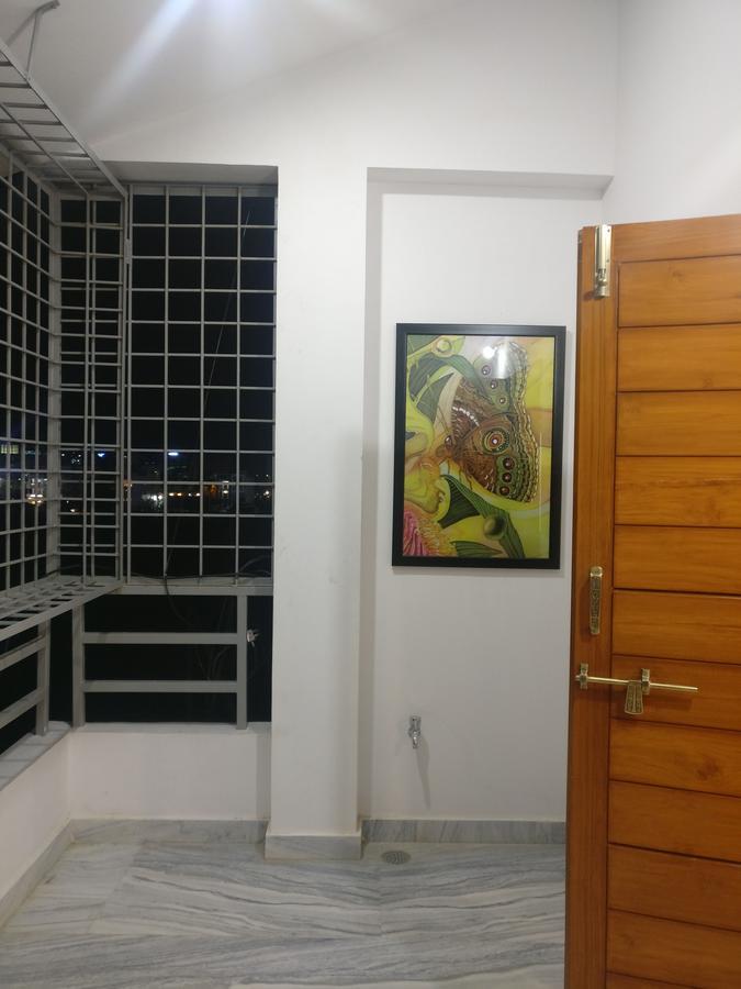 Large Double Room,695661672:JPEG