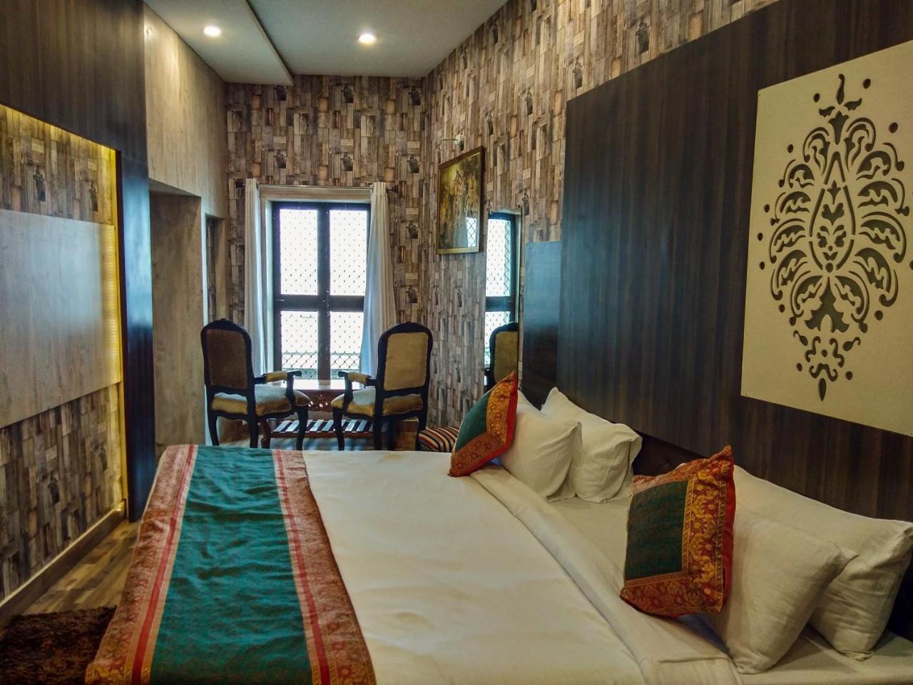Nandi Room with River View