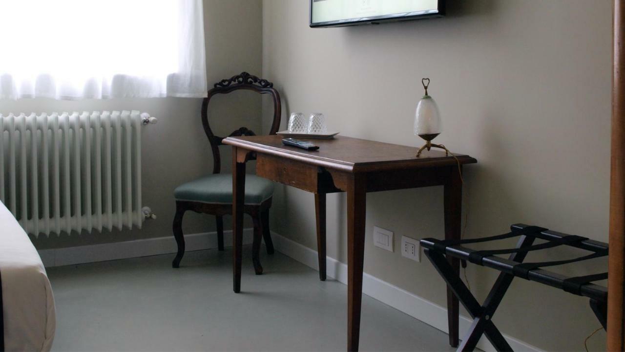 Standard Double Room,891810841:JPEG