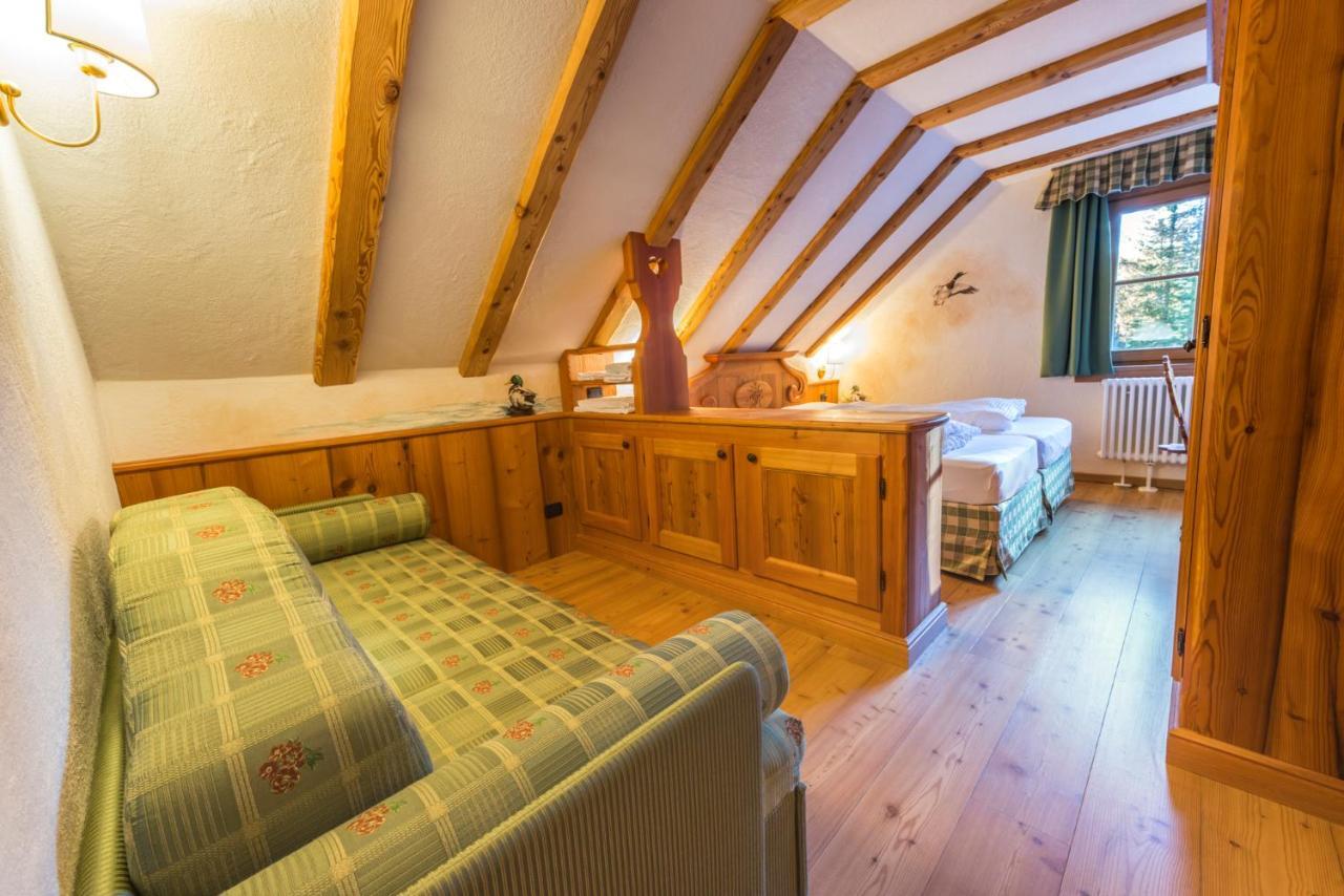 Deluxe Room,945855406:JPEG