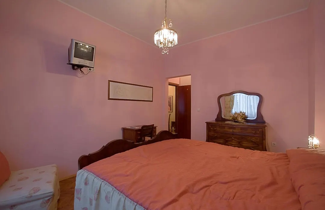 Casa Ferrari Bed & Breakfast-1