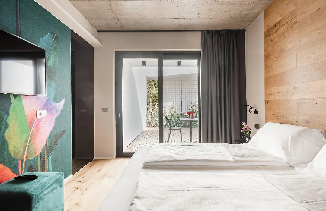 Oleeva Garda Living - Adults Only-1