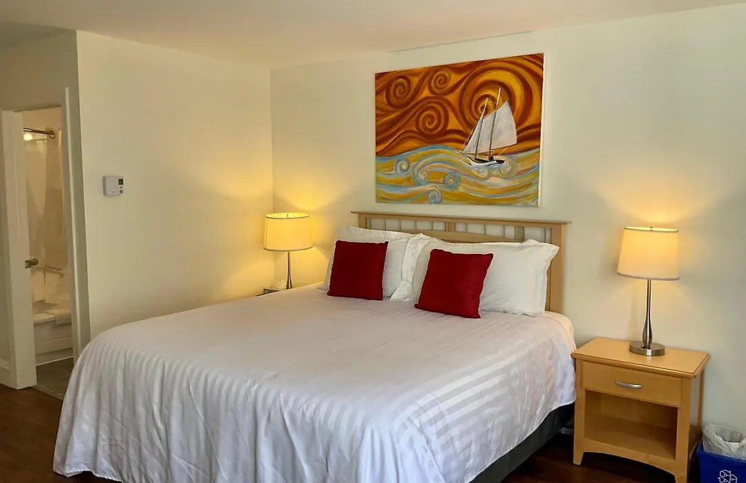 Rum Runner Inn-1