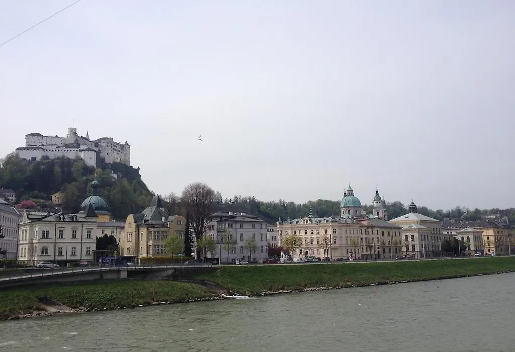 Sarah's Altstadt Oase Salzburg-1