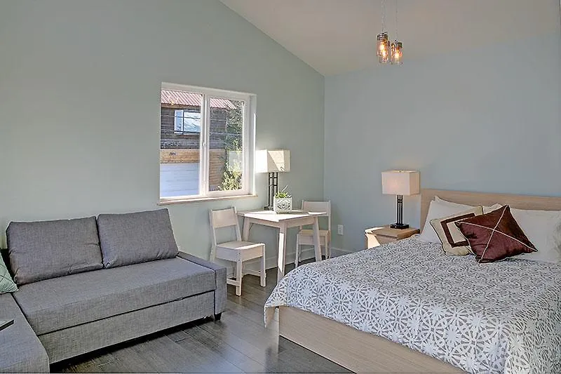 The Vue B&B-1