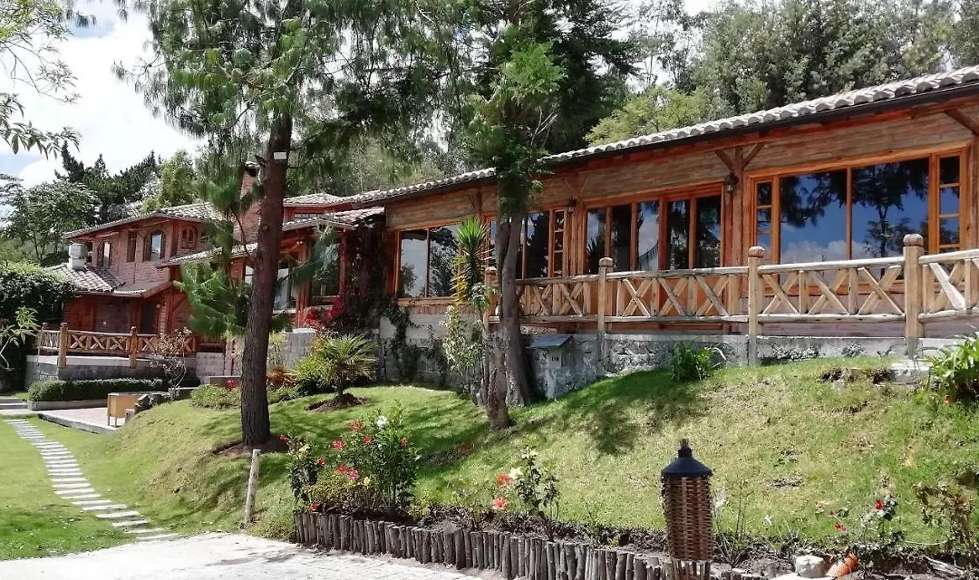 La Casa del colibri ecuador-1