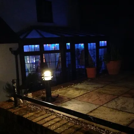 The Laurels Bed And Breakfast-2