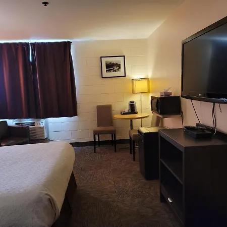 Roadking Inns Motel-2
