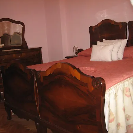 Casa Ferrari Bed & Breakfast-2