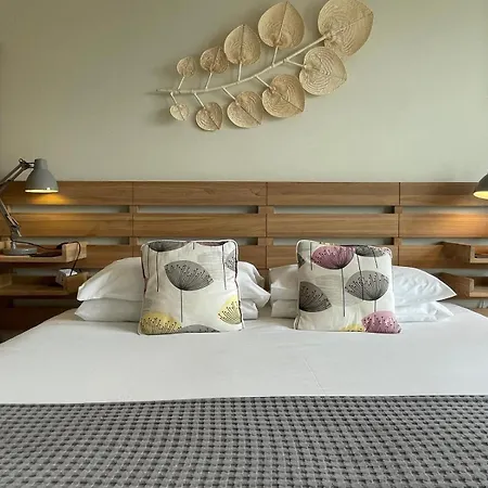 Beach Lodge-2