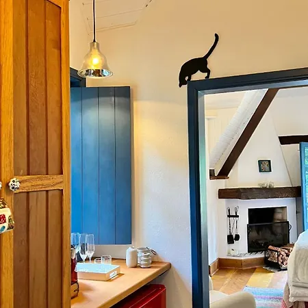 Provence Cottage-3