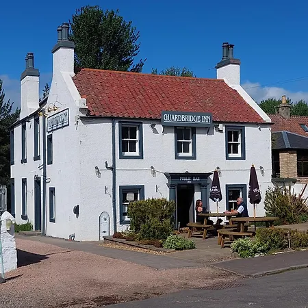 Guardbridge Inn-2
