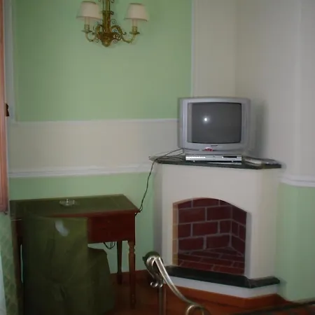 Petit Chateau-3