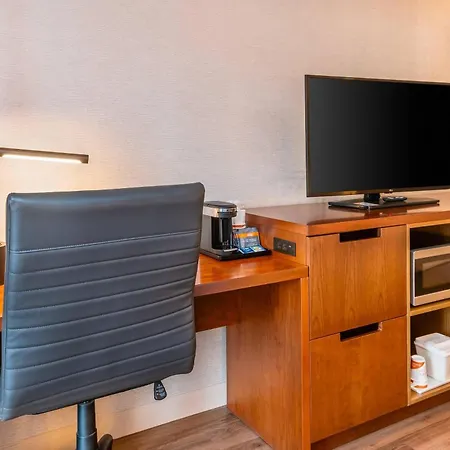 Comfort Inn Hamilton - Stoney Creek-3