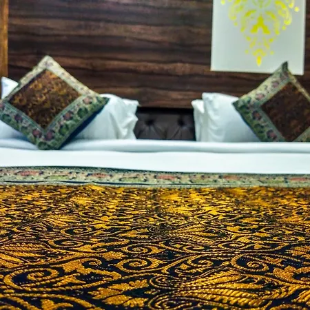Dwivedi Hotels Sri Omkar Palace-2