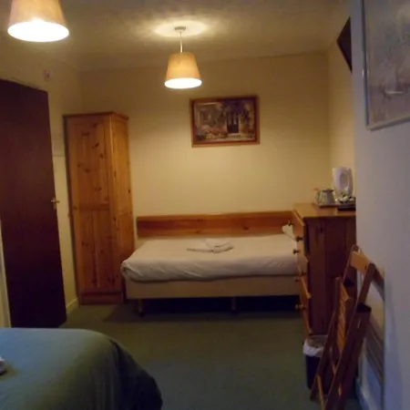 Carlton Lodge-2
