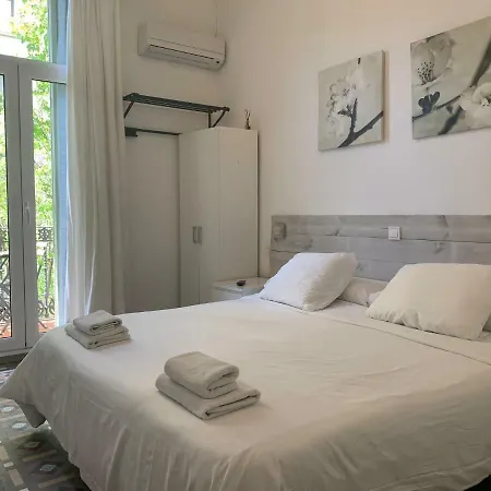 Hostal Eixample-3