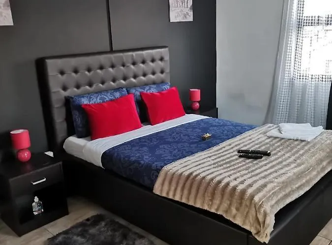 All Vacation Rentals Ilitha Park