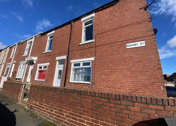 Original cottages Luke Stays - Rokeby Street
