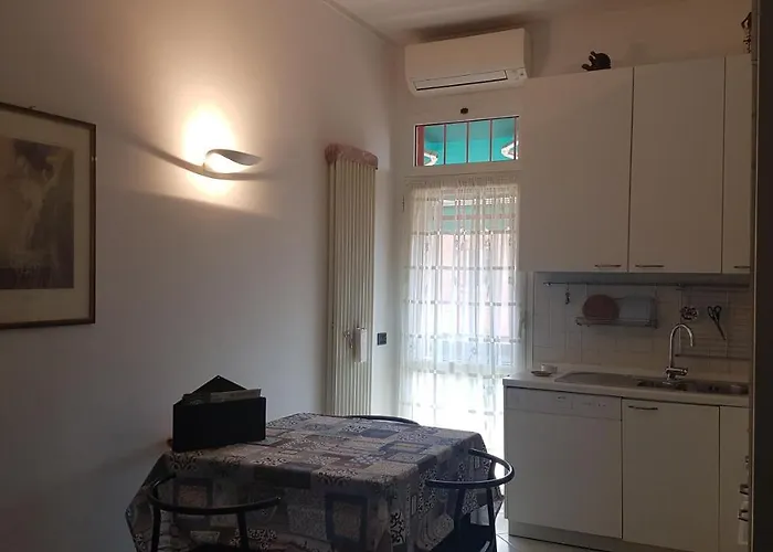 Rachel'S House
